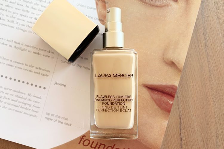 Flawless Lumière Radiance Perfecting